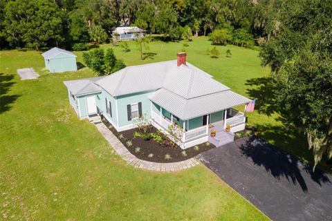 Tiny photo for 229 W Mcclendon Street, Lady Lake, FL 32159 (MLS # G5104991)