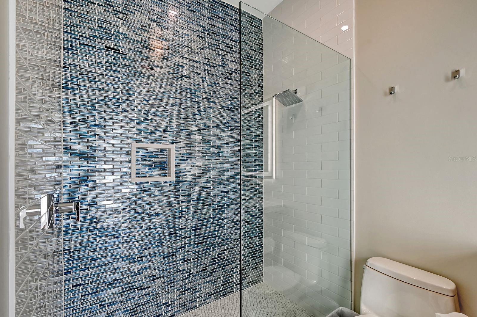 BAY ISLES - Residential