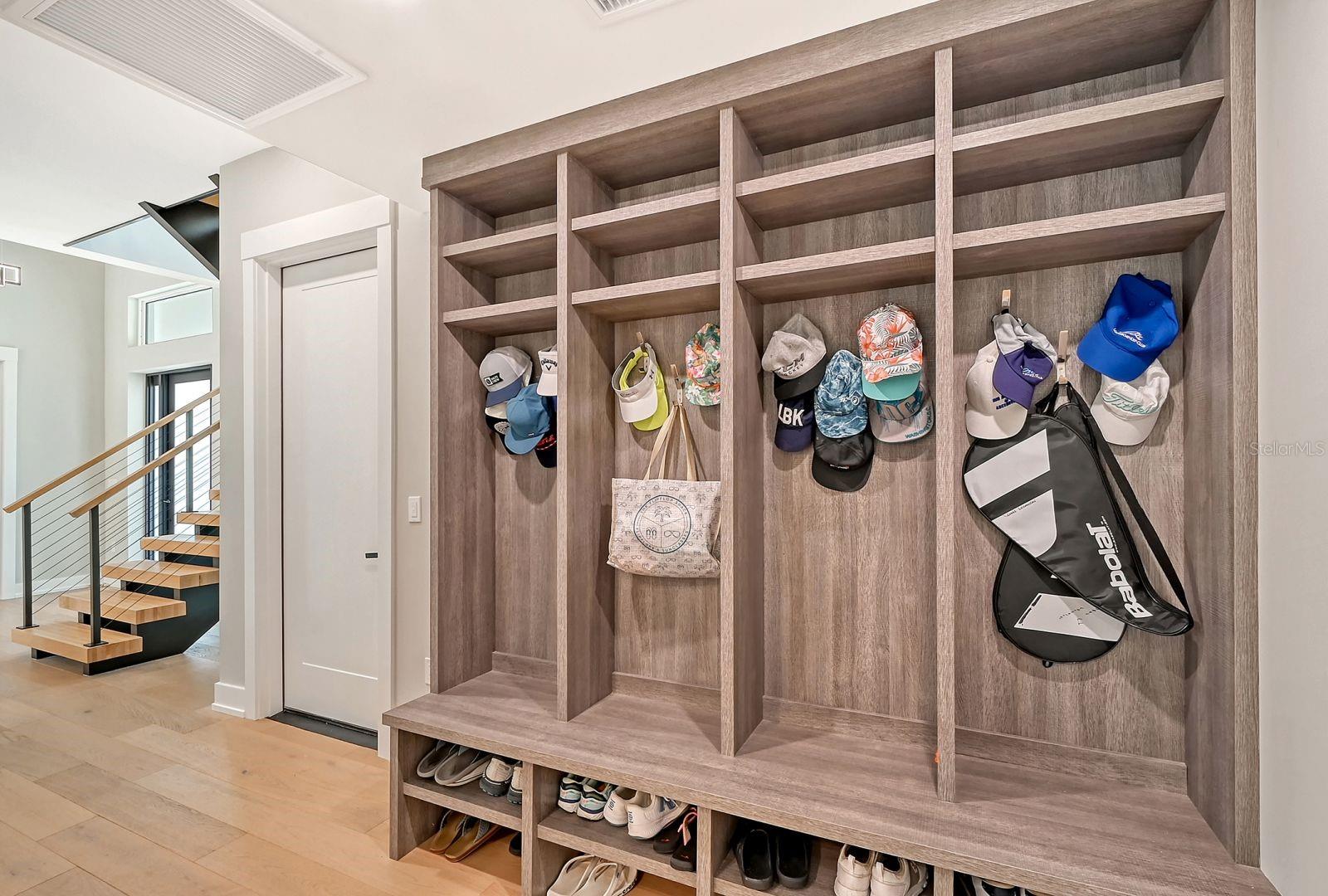 BAY ISLES - Residential