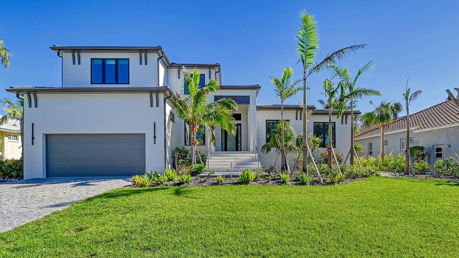 BAY ISLES - Residential