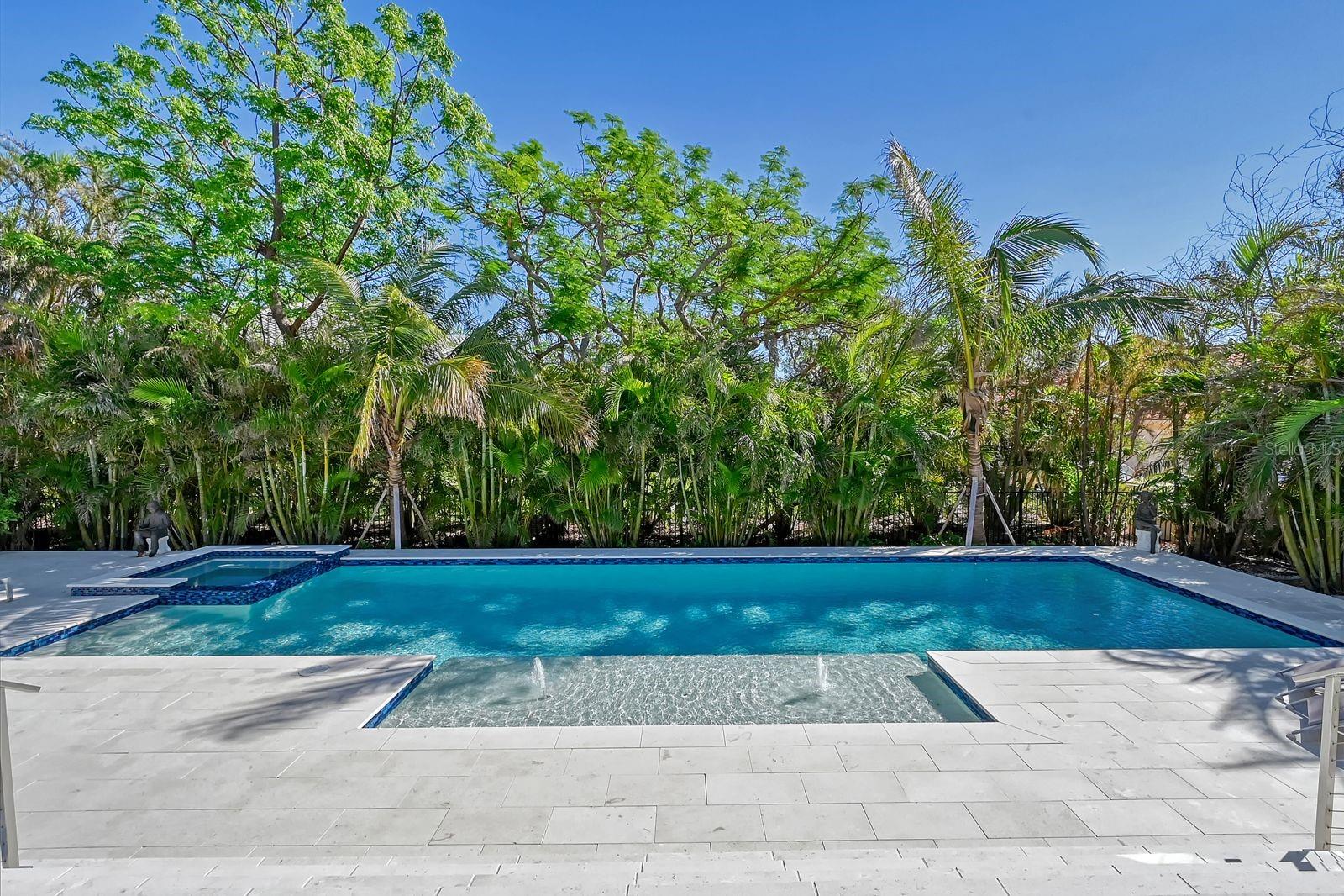 BAY ISLES - Residential