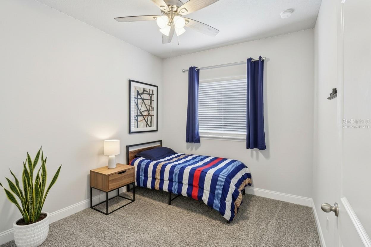 JOHNS LAKE LNDG PH 4 - Residential