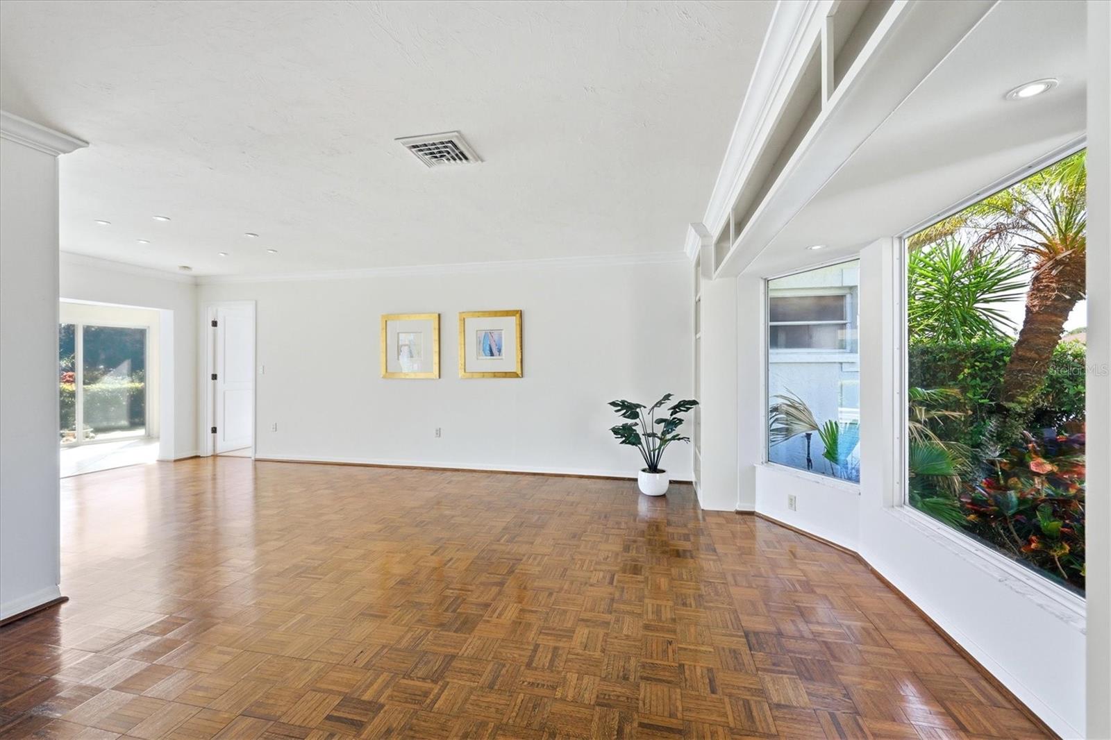 THE MEADOWS - Residential