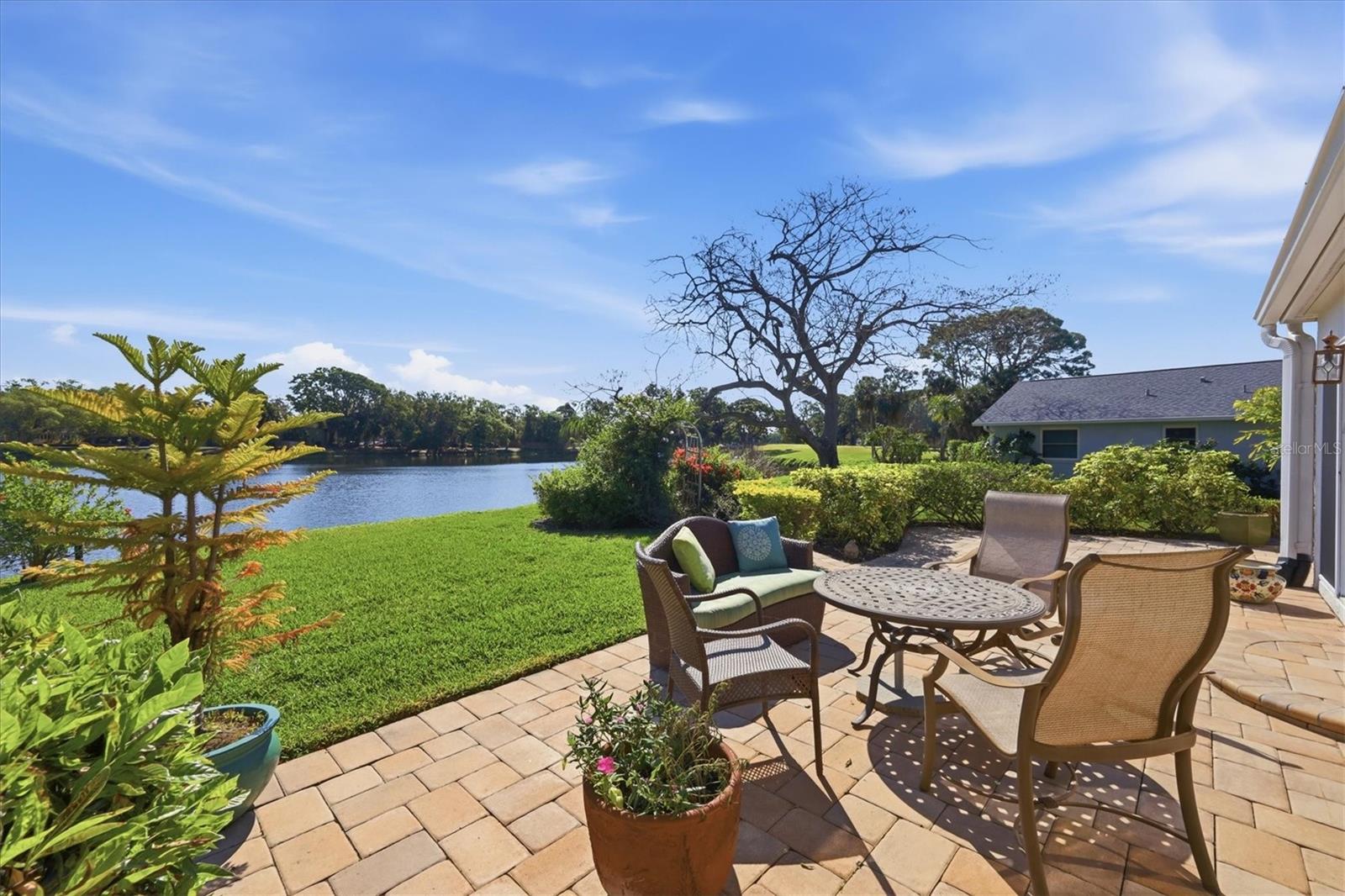 THE MEADOWS - Residential