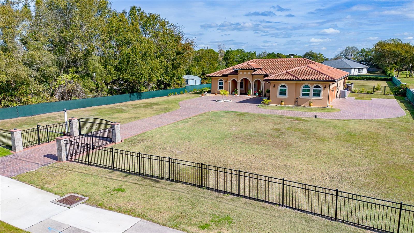 SEMINOLE LAND AND INVESTMENT DEVELOPMENT - Residential