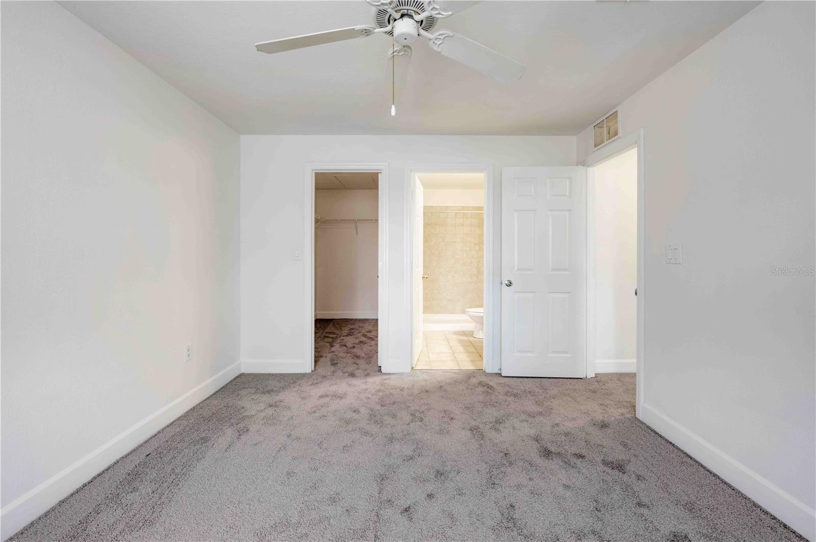 VILLAS AT SPRING HILL - Residential Lease