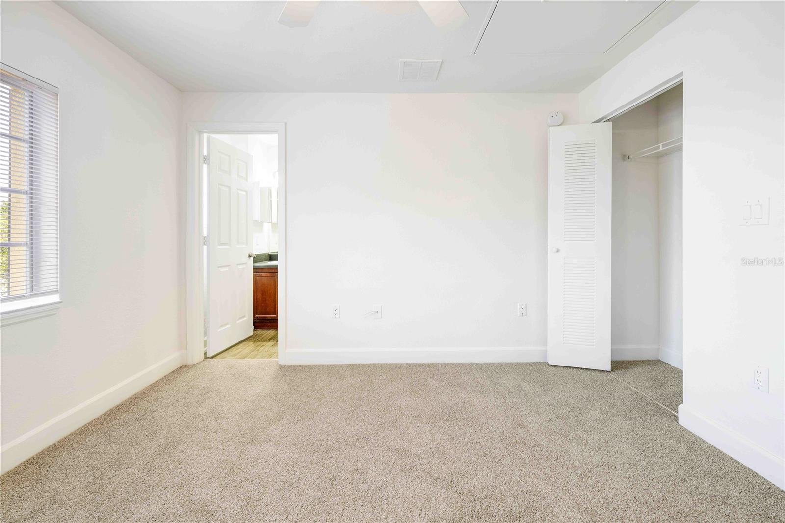 VILLAS AT SPRING HILL - Residential Lease