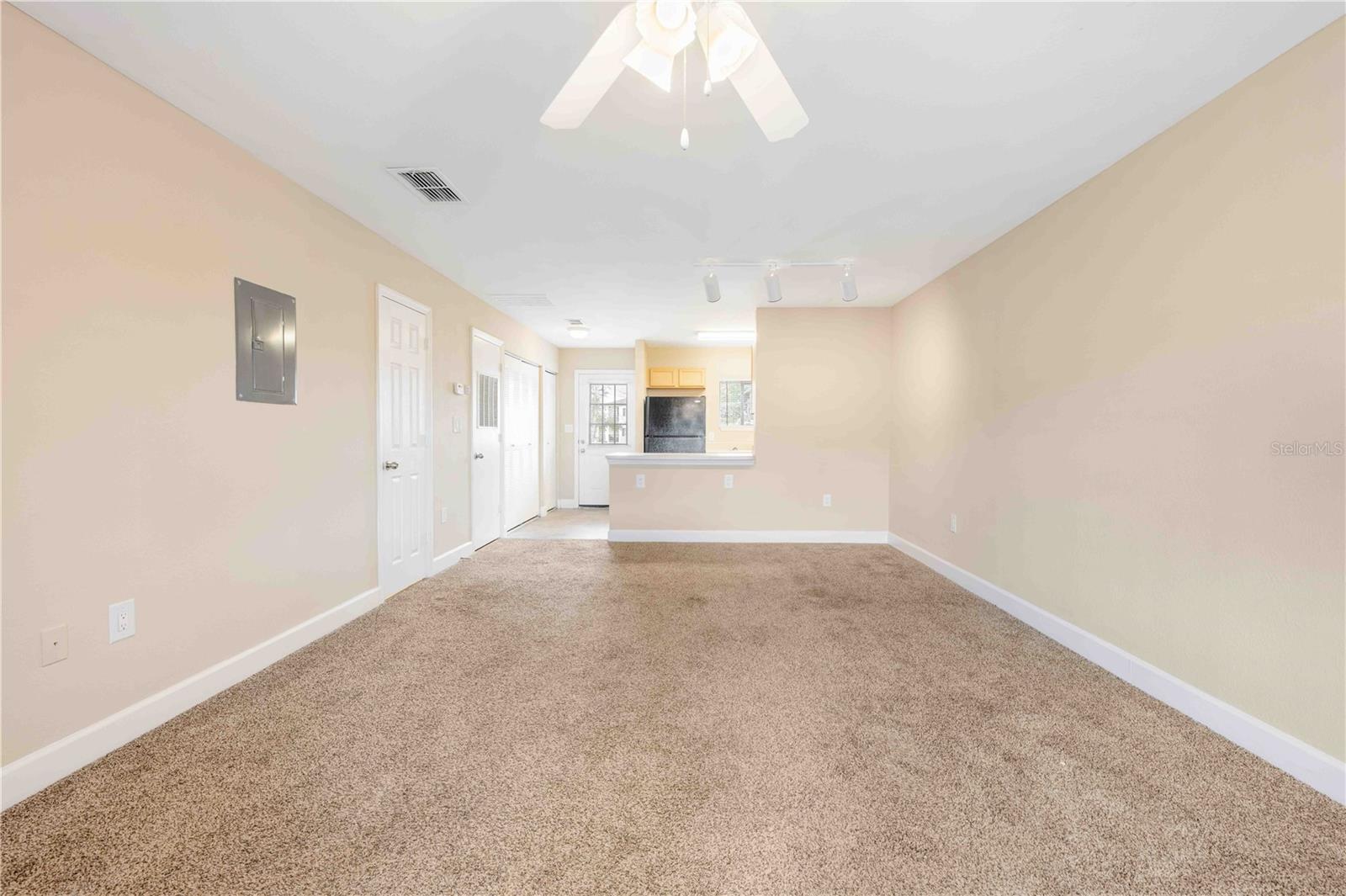 VILLAS AT SPRING HILL - Residential Lease