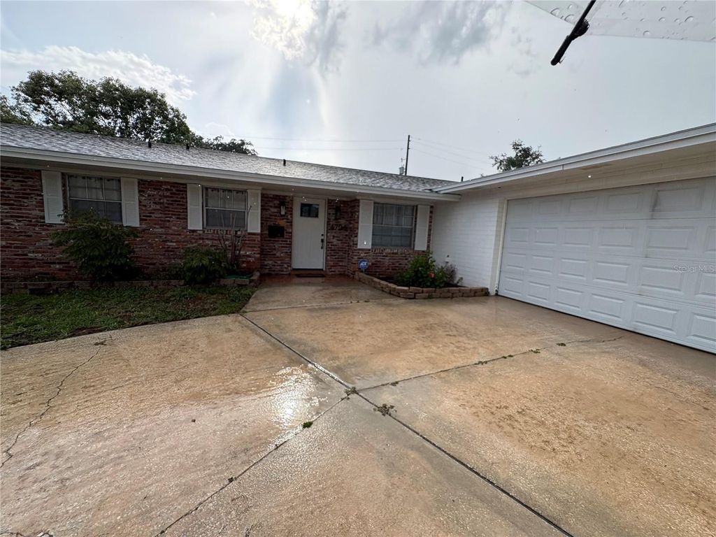 Photo of 4704 Telfair Dr, Orlando, FL 32839 (MLS # O6408811)