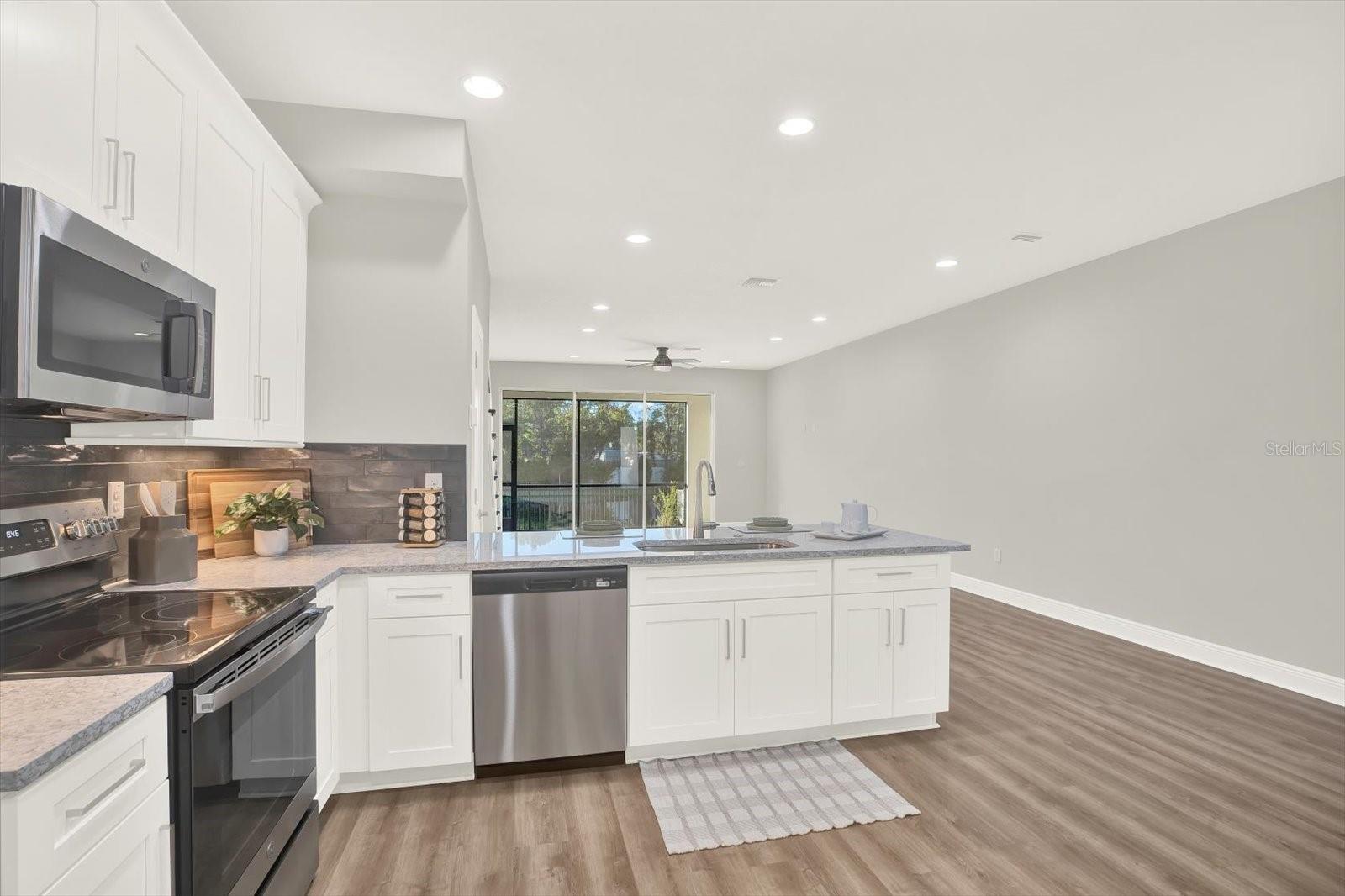 TOWNS AT LONG BAYOU - Residential