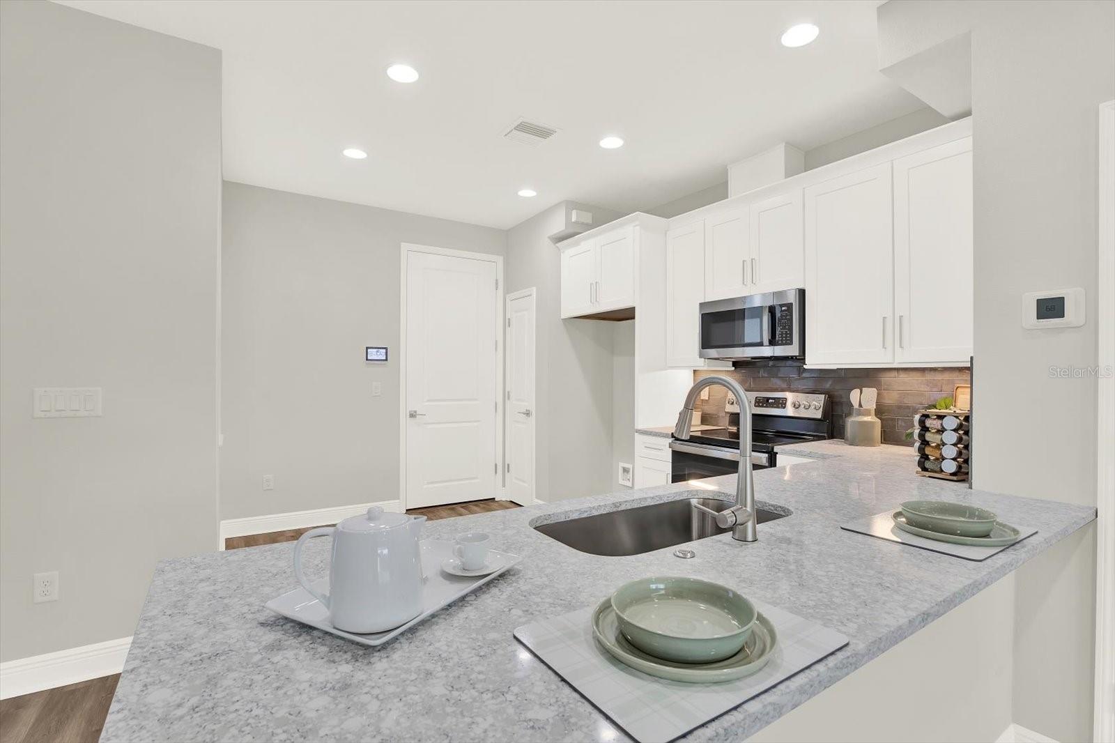 TOWNS AT LONG BAYOU - Residential