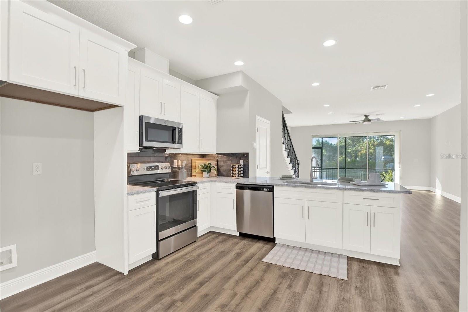 TOWNS AT LONG BAYOU - Residential