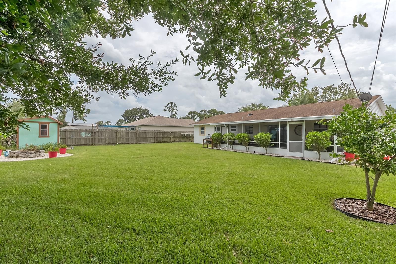 Florida Shores 01 - Residential