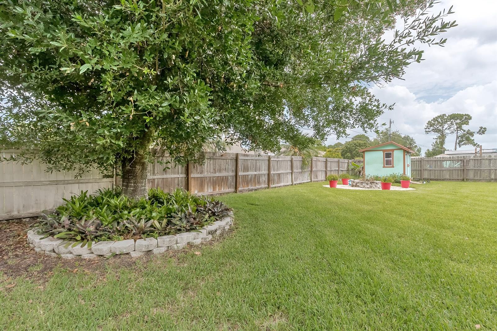 Florida Shores 01 - Residential