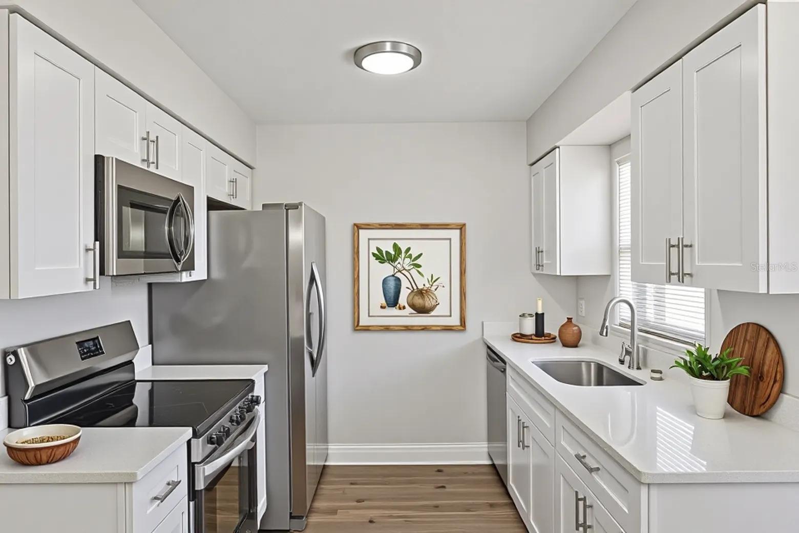 WEST APOPKA HILLS - Residential