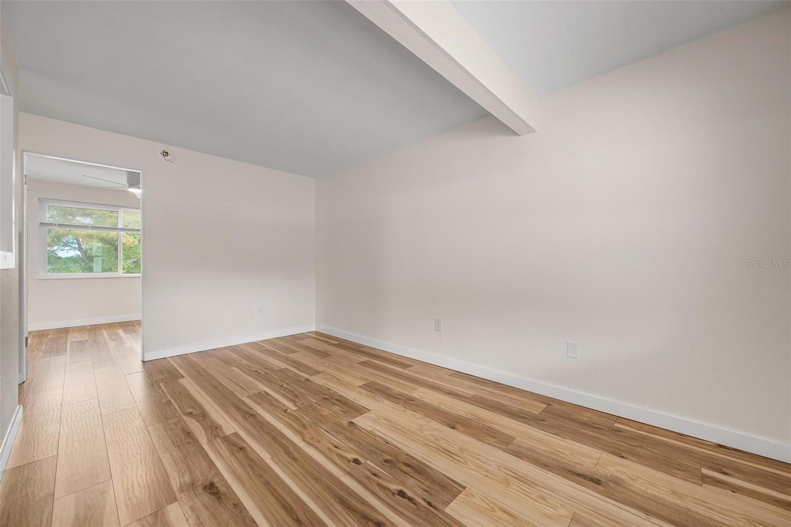 308 OHIO PLACE 7