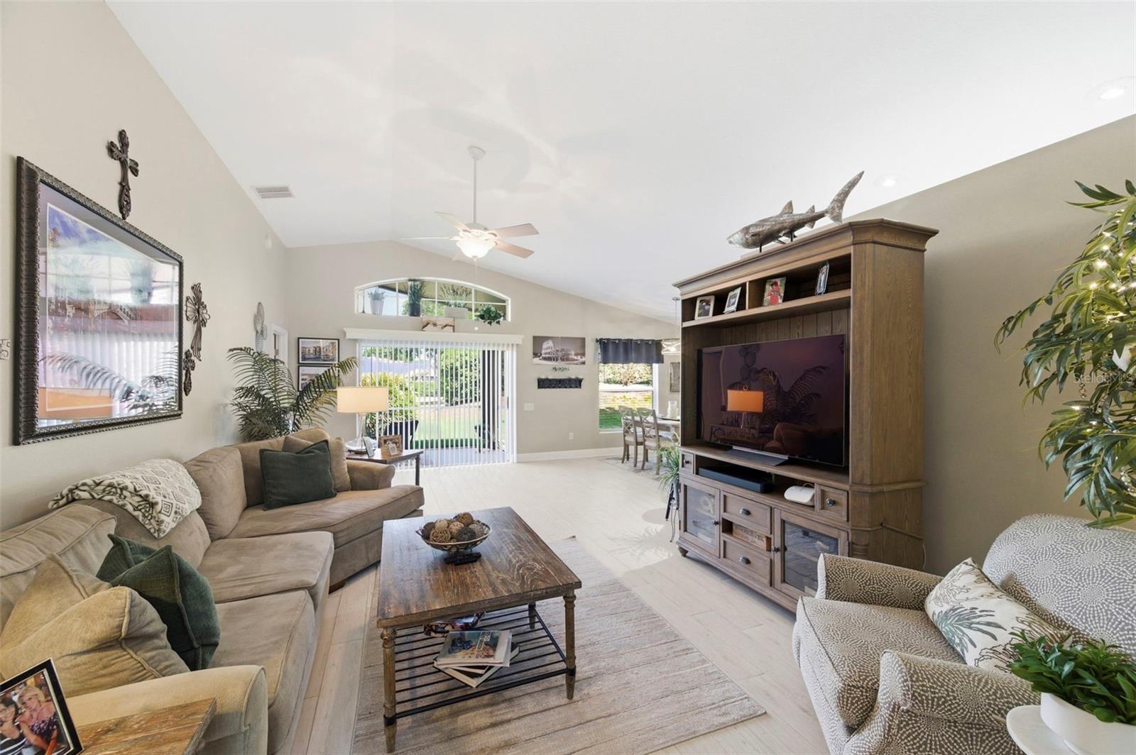 26645 SEA HERO CIRCLE