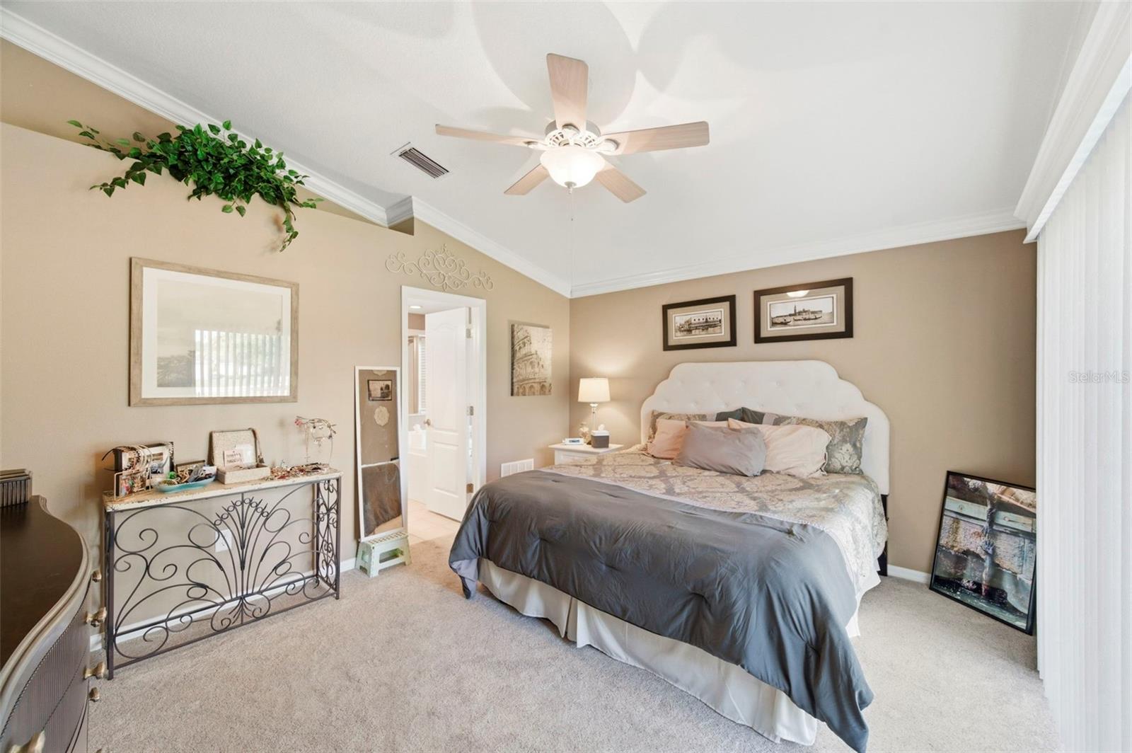 LEXINGTON OAKS PH 01 - Residential