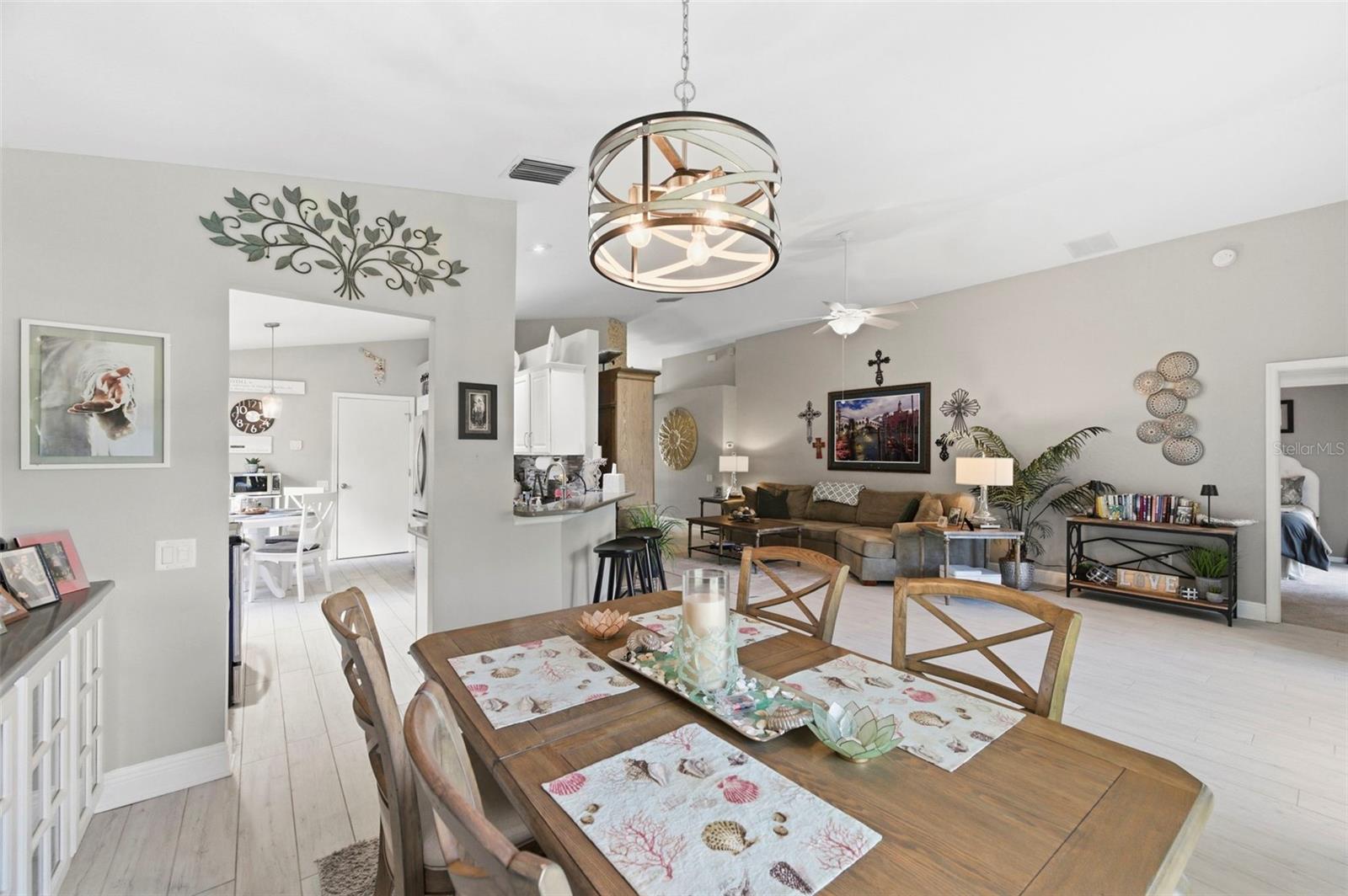 LEXINGTON OAKS PH 01 - Residential