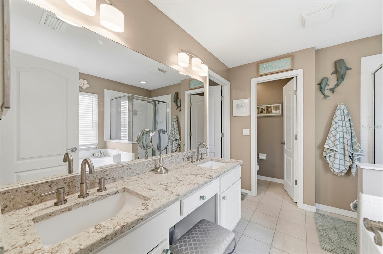 LEXINGTON OAKS PH 01 - Residential