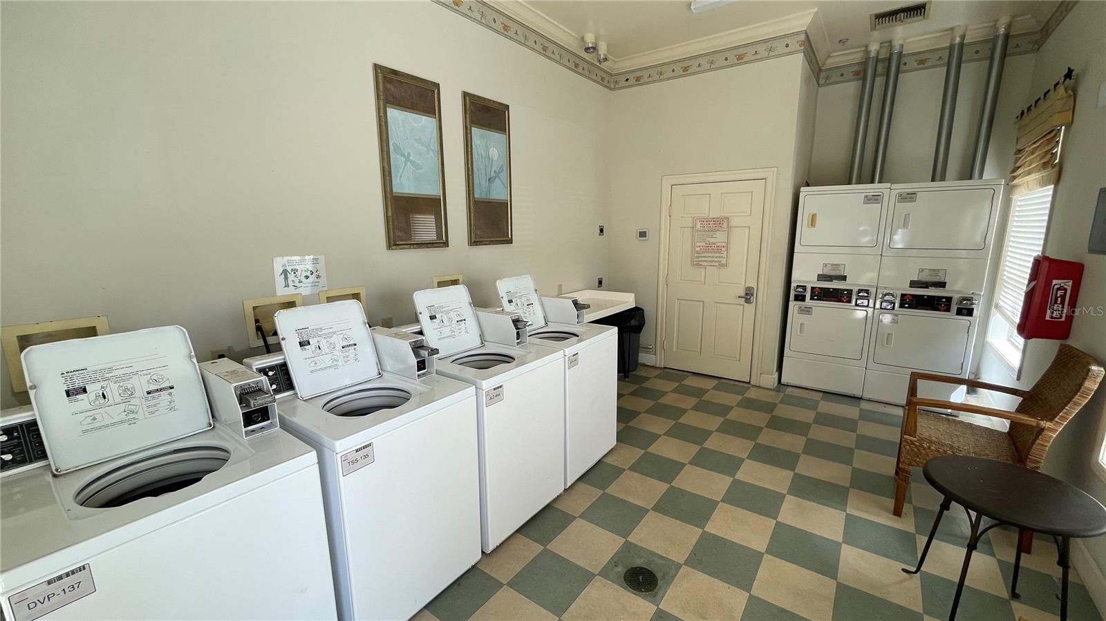 THE PALMS OF CORTEZ - Residential Lease