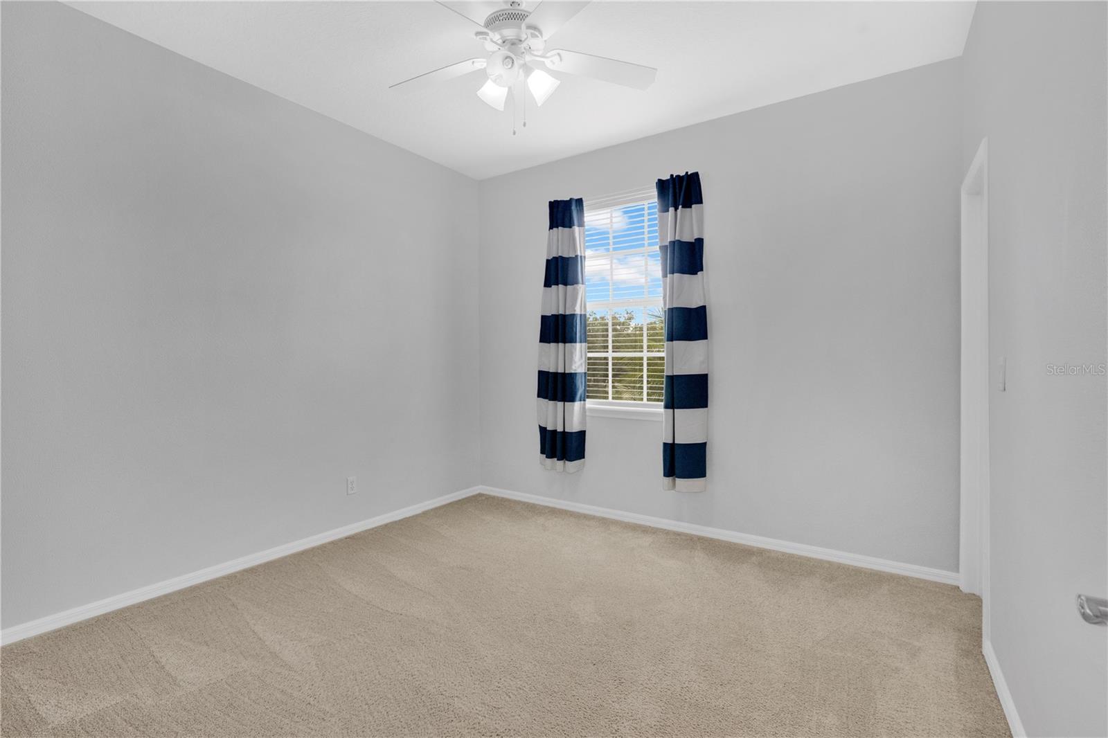 SWEETWATER RIDGE CONDO AT MAGNOLIA POINTE - Residential