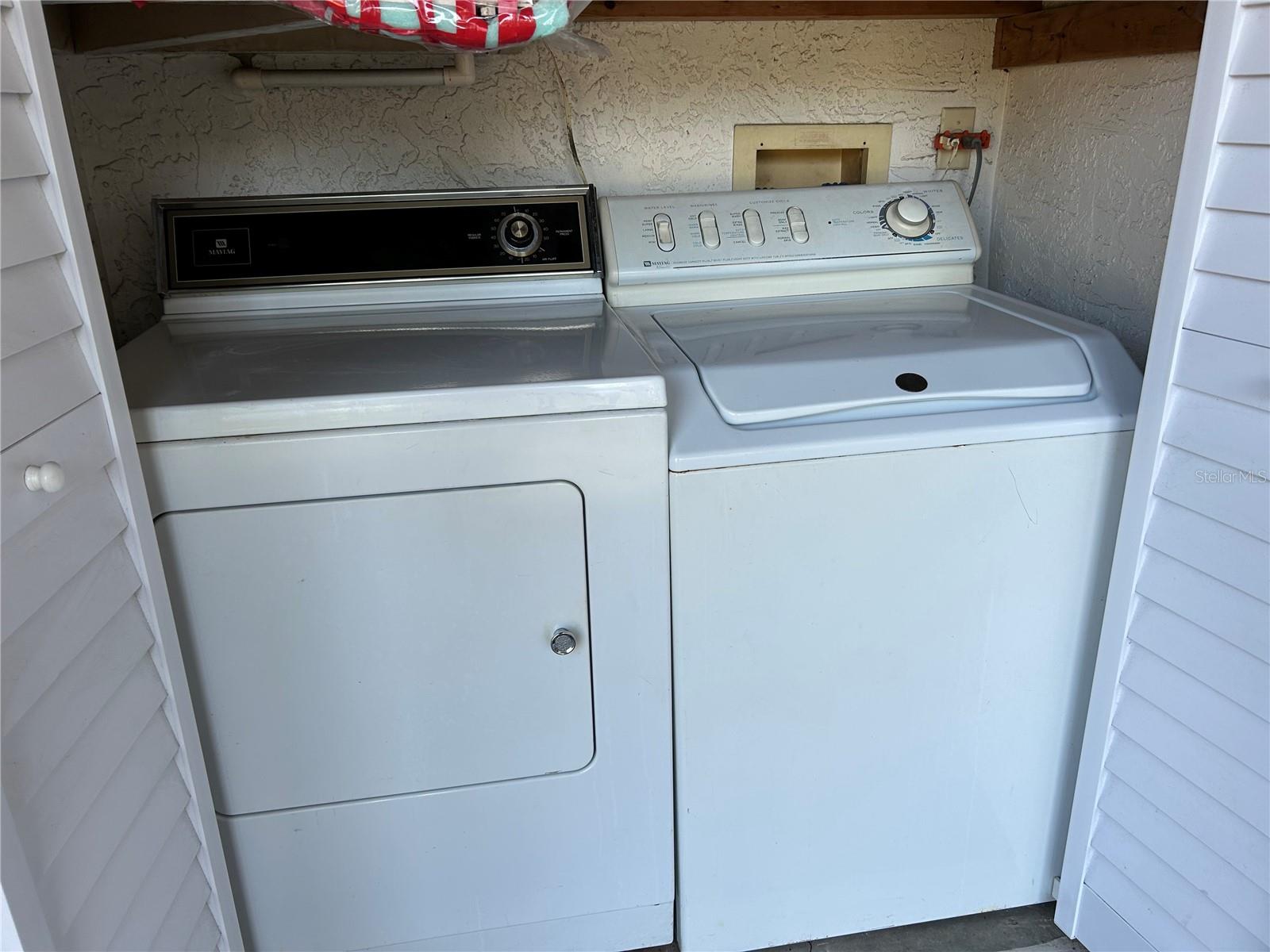 MIRROR LAKE SEC 2 - Residential Lease