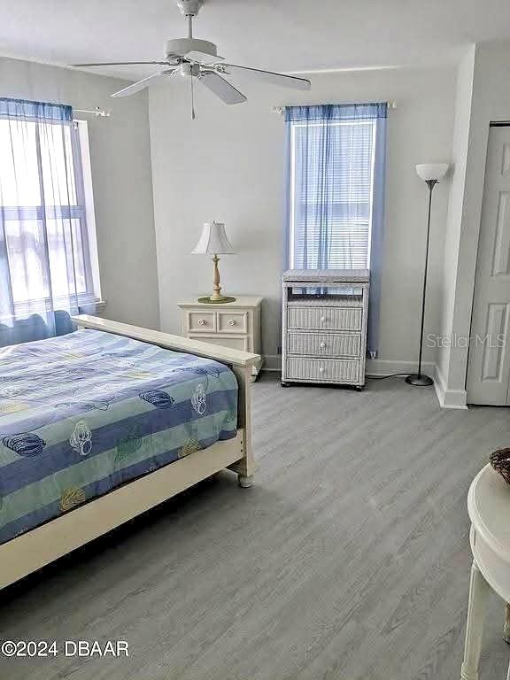 DIMUCCI TWIN TWRS NORTH & SOUT - Residential