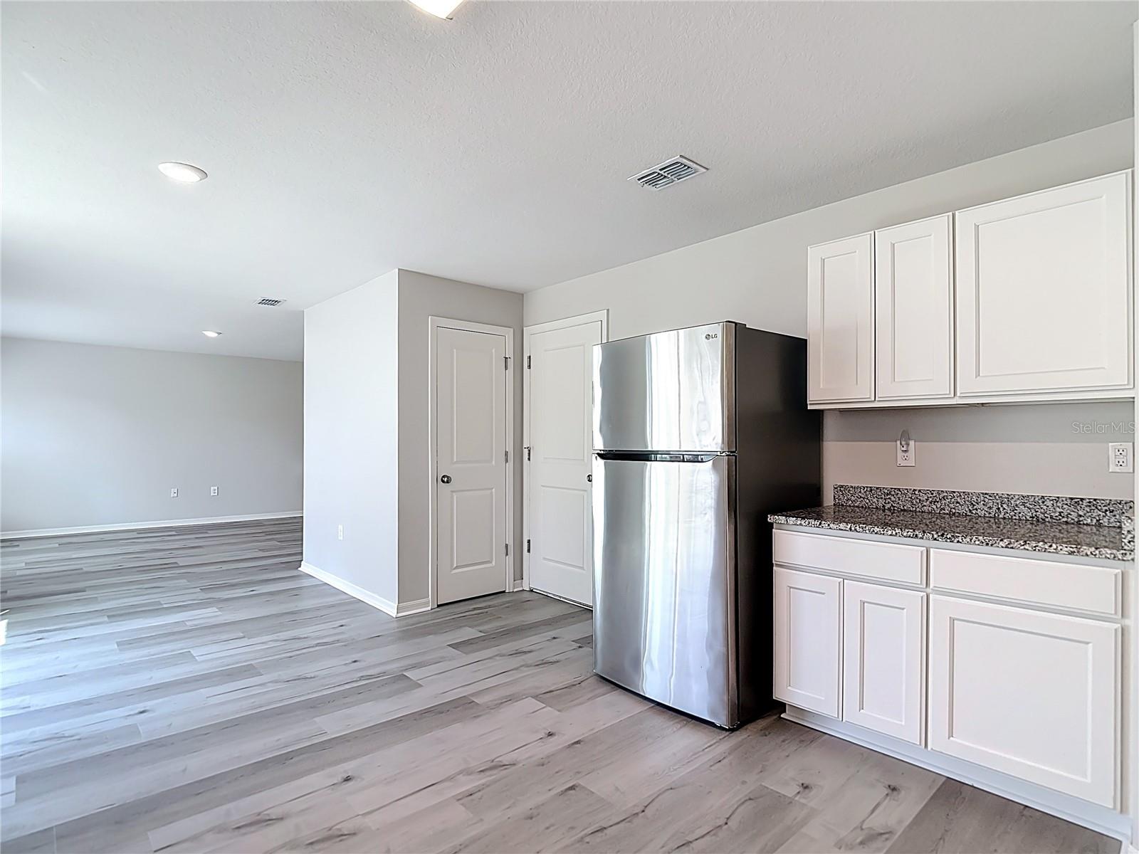 ROYAL HIGHLANDS - Residential