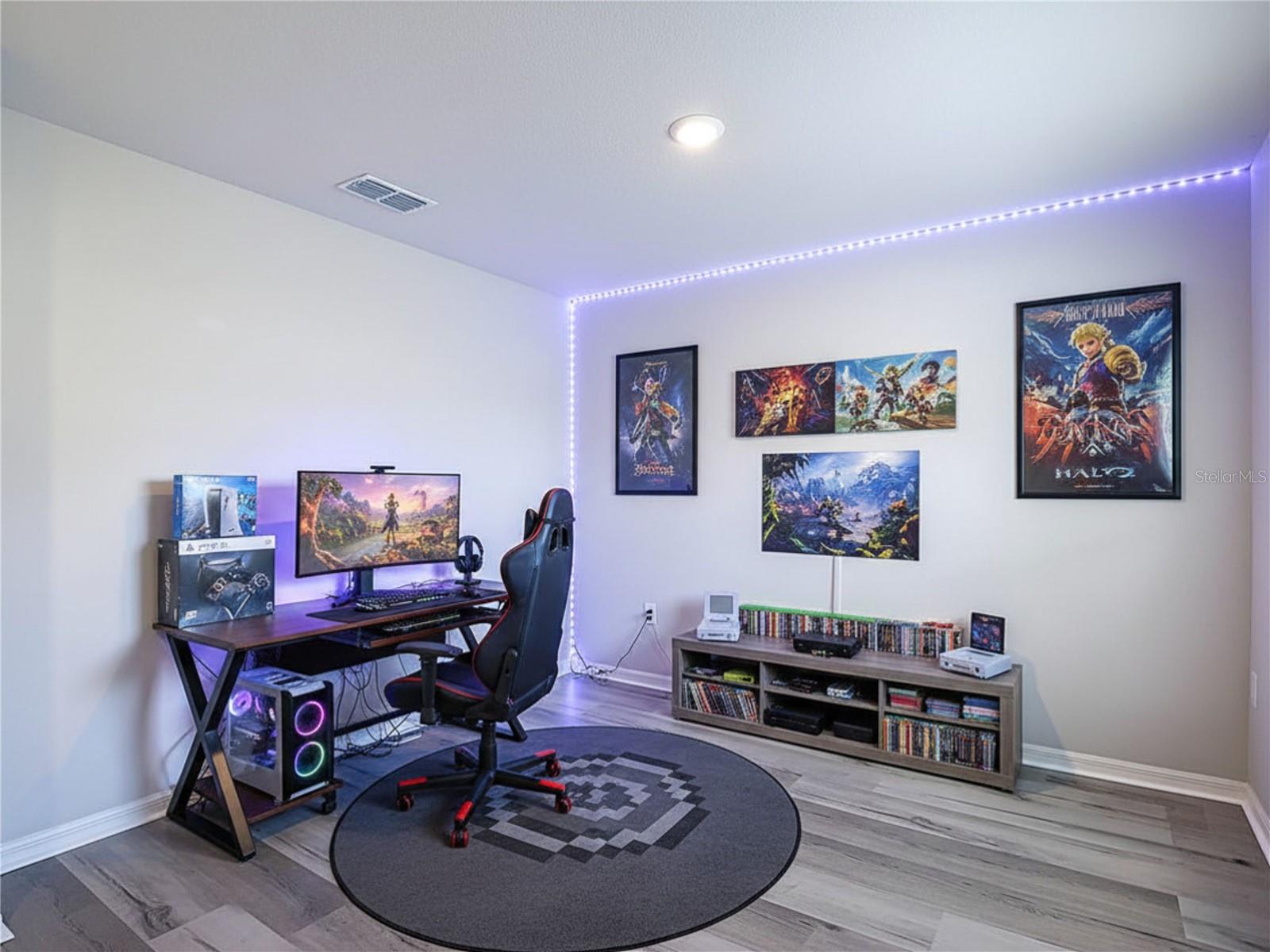 ROYAL HIGHLANDS - Residential