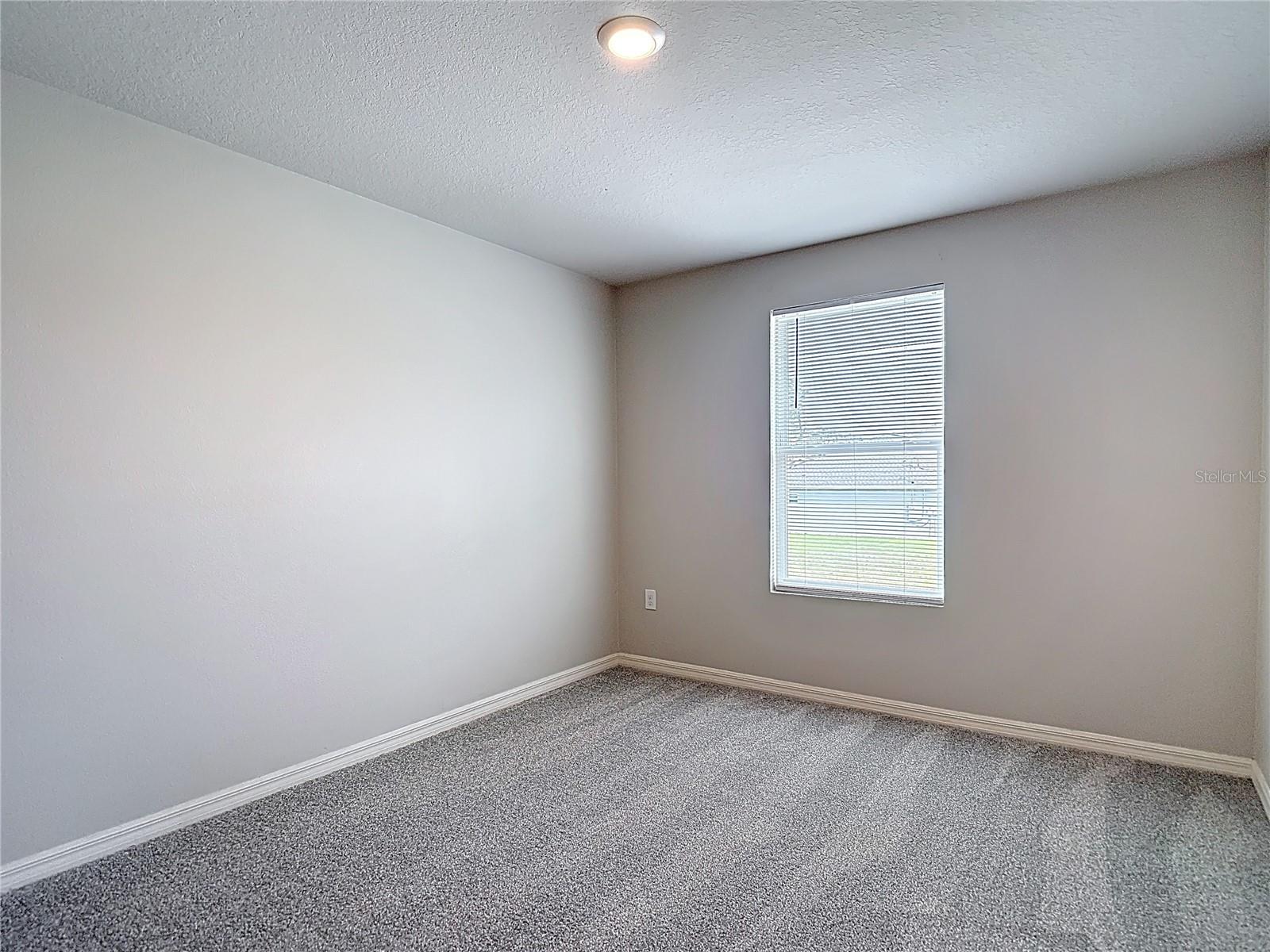 ROYAL HIGHLANDS - Residential