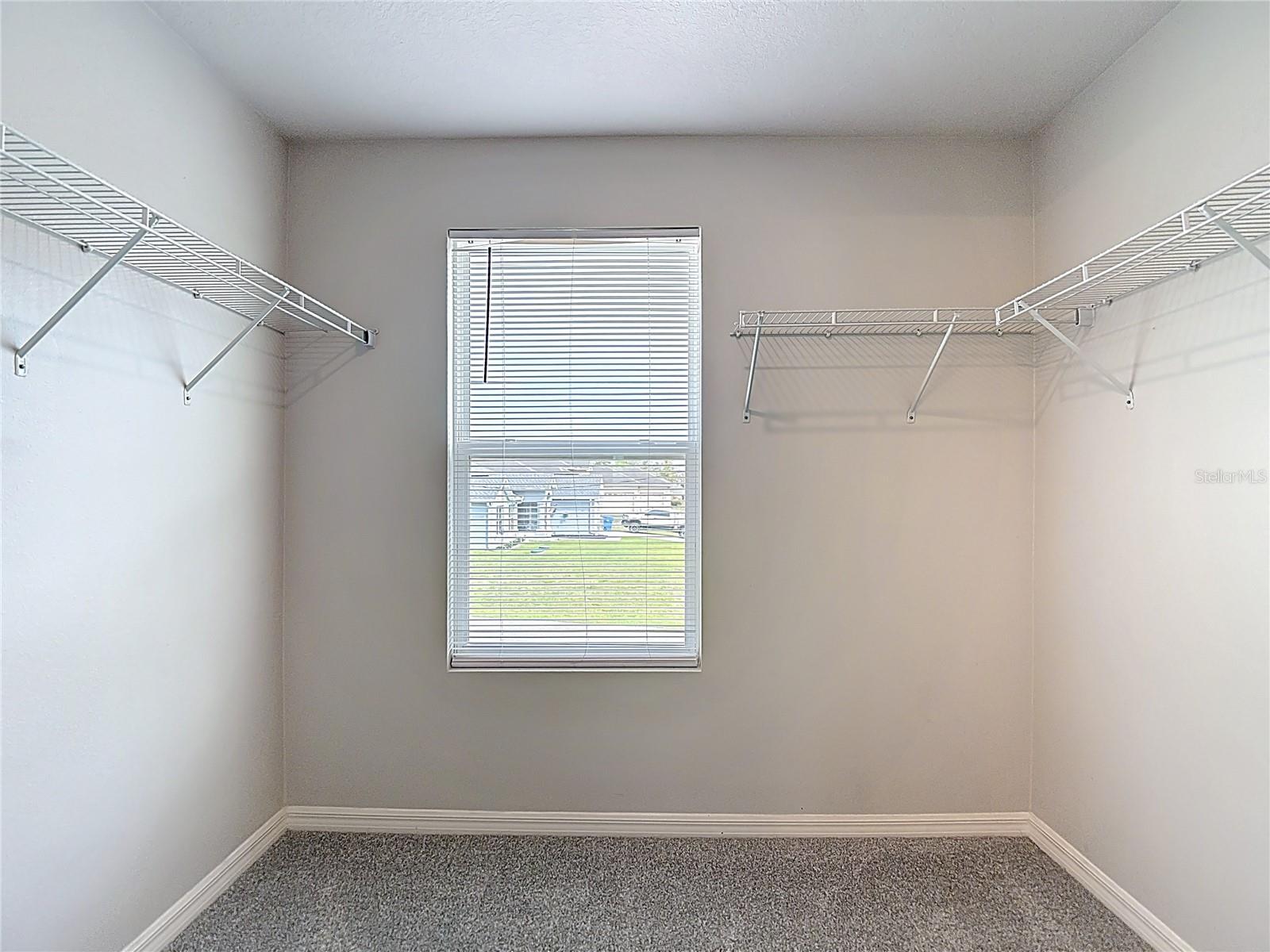 ROYAL HIGHLANDS - Residential