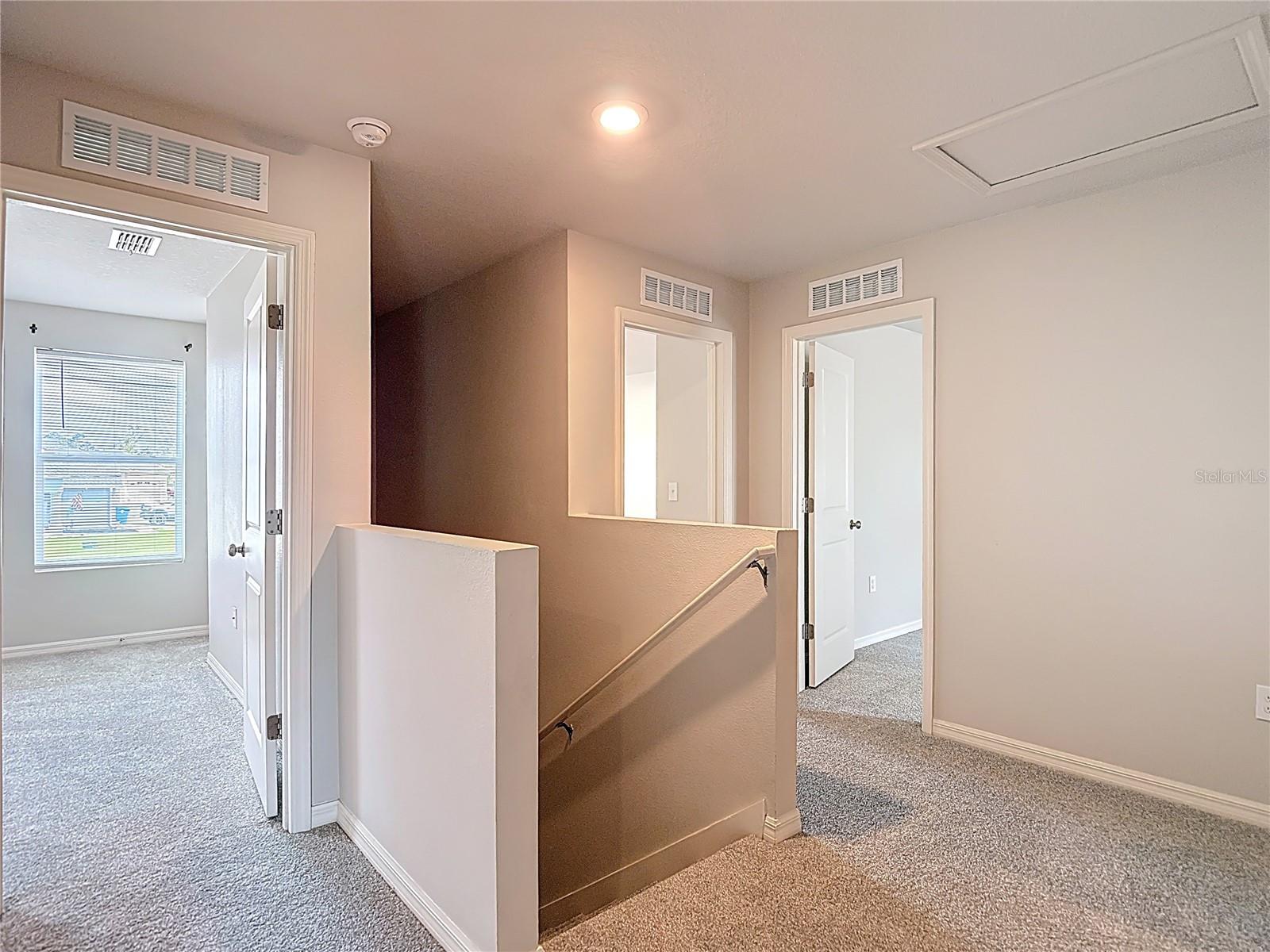 ROYAL HIGHLANDS - Residential