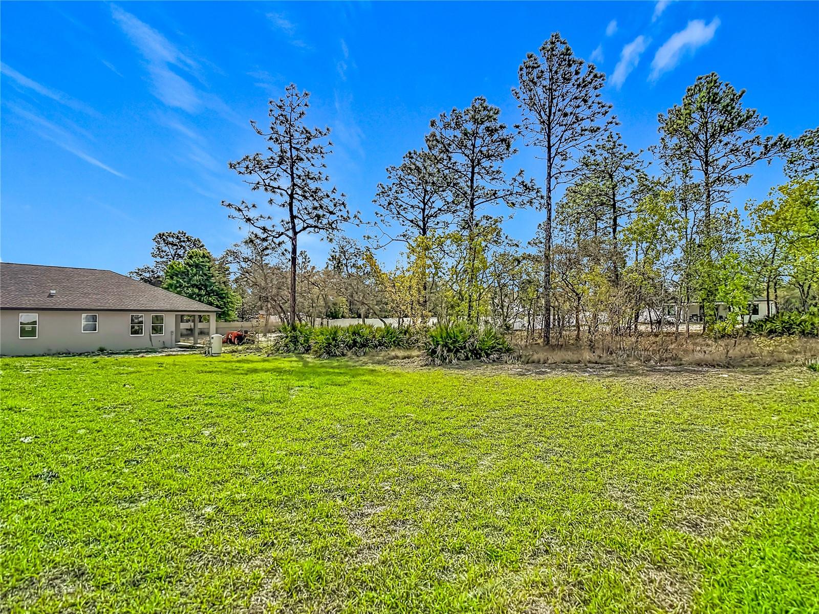 ROYAL HIGHLANDS - Residential