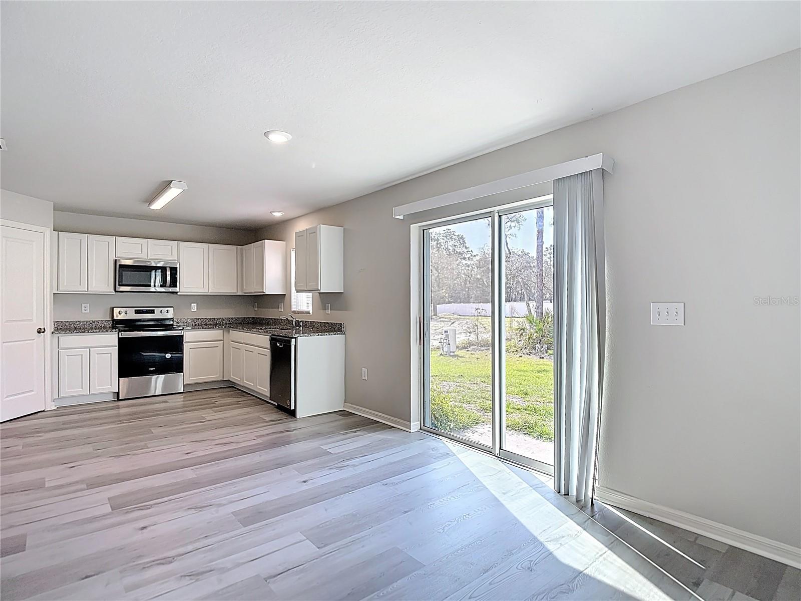 ROYAL HIGHLANDS - Residential