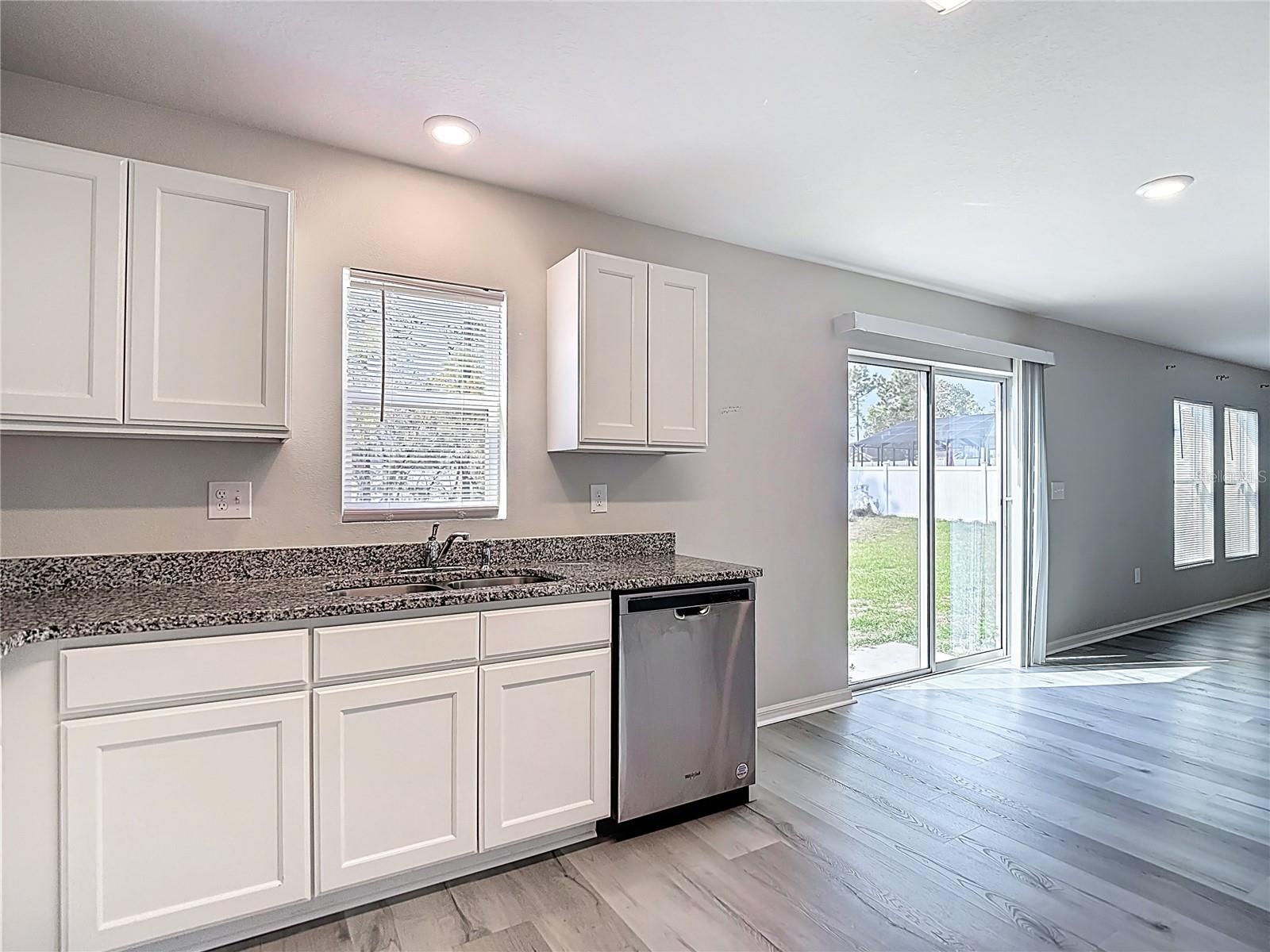 ROYAL HIGHLANDS - Residential