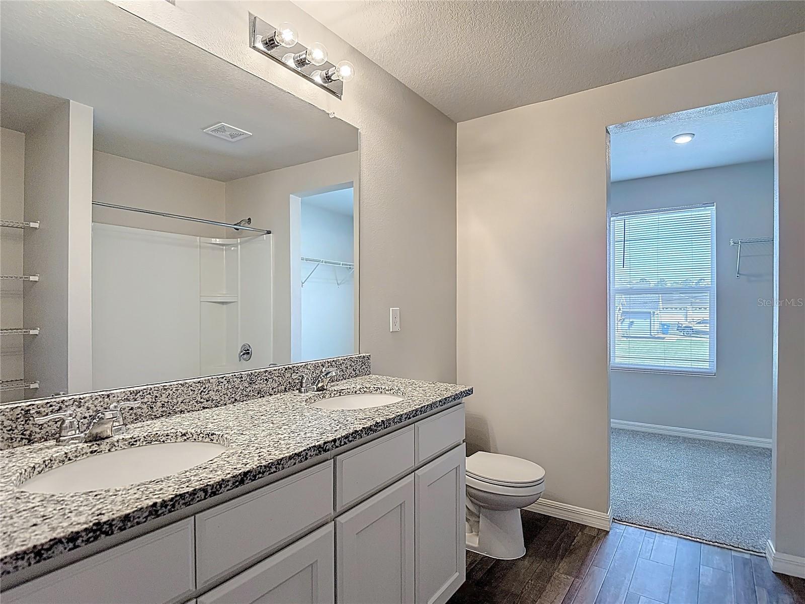 ROYAL HIGHLANDS - Residential