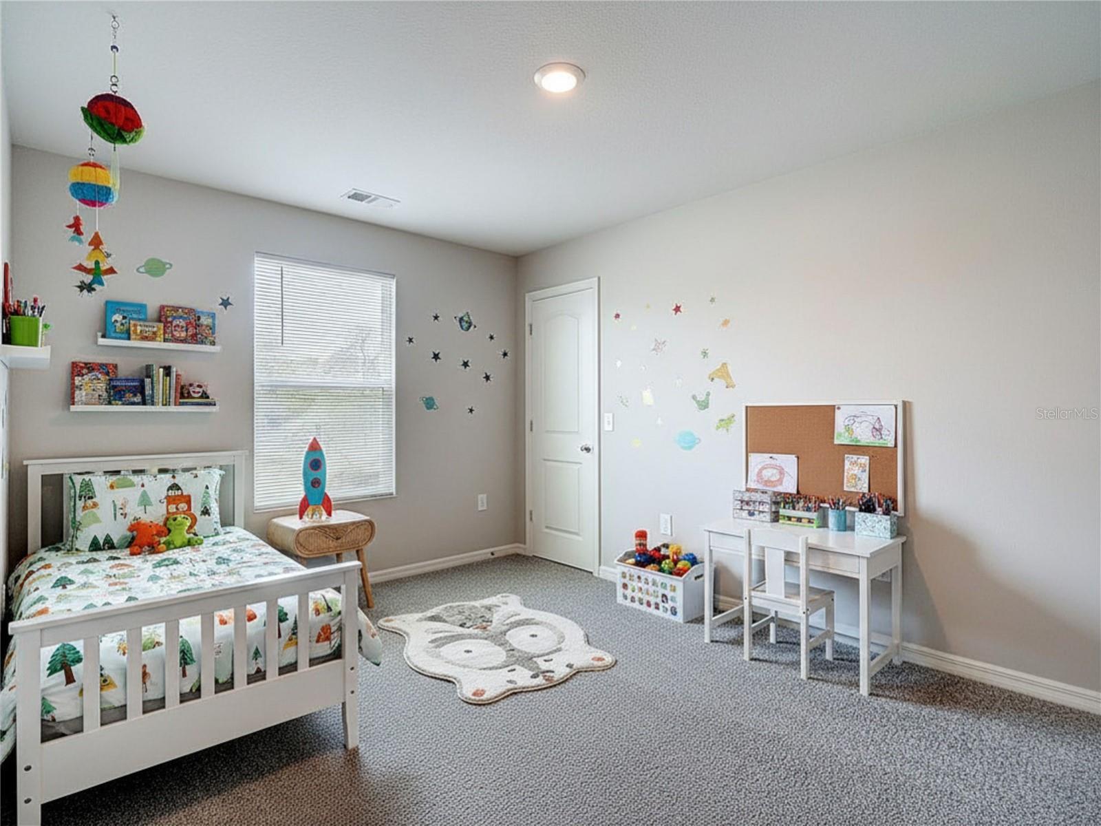 ROYAL HIGHLANDS - Residential