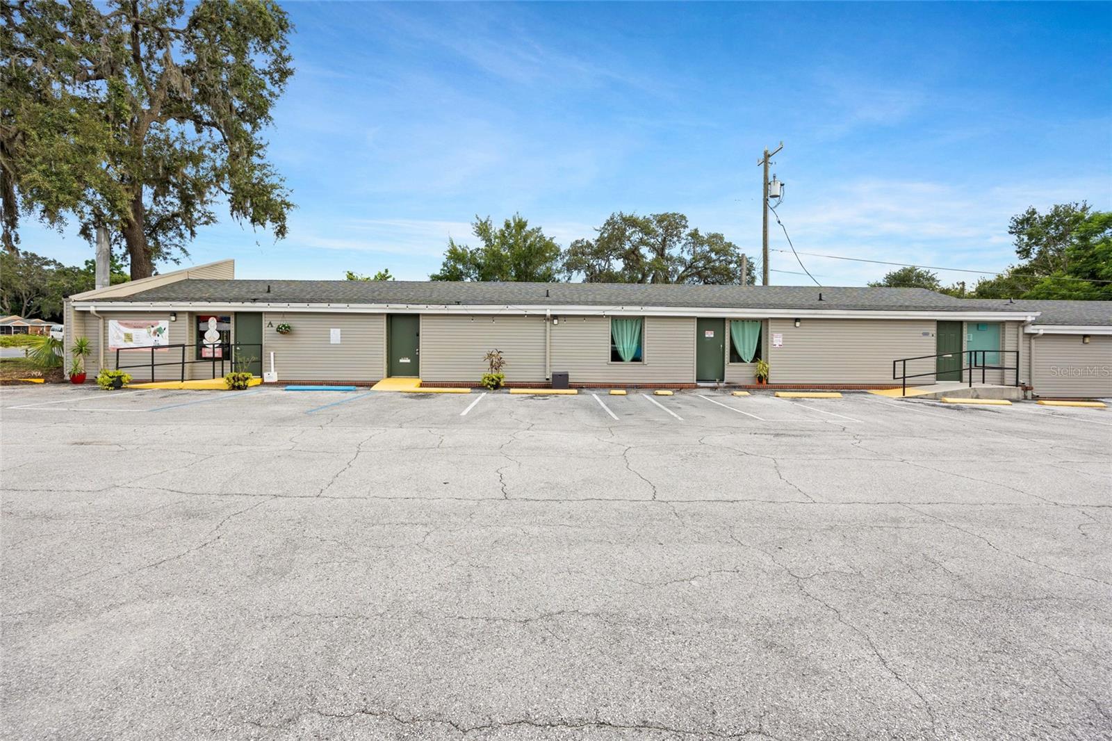 EUSTIS 2200 SOUTHBAY CONDO - Commercial Sale