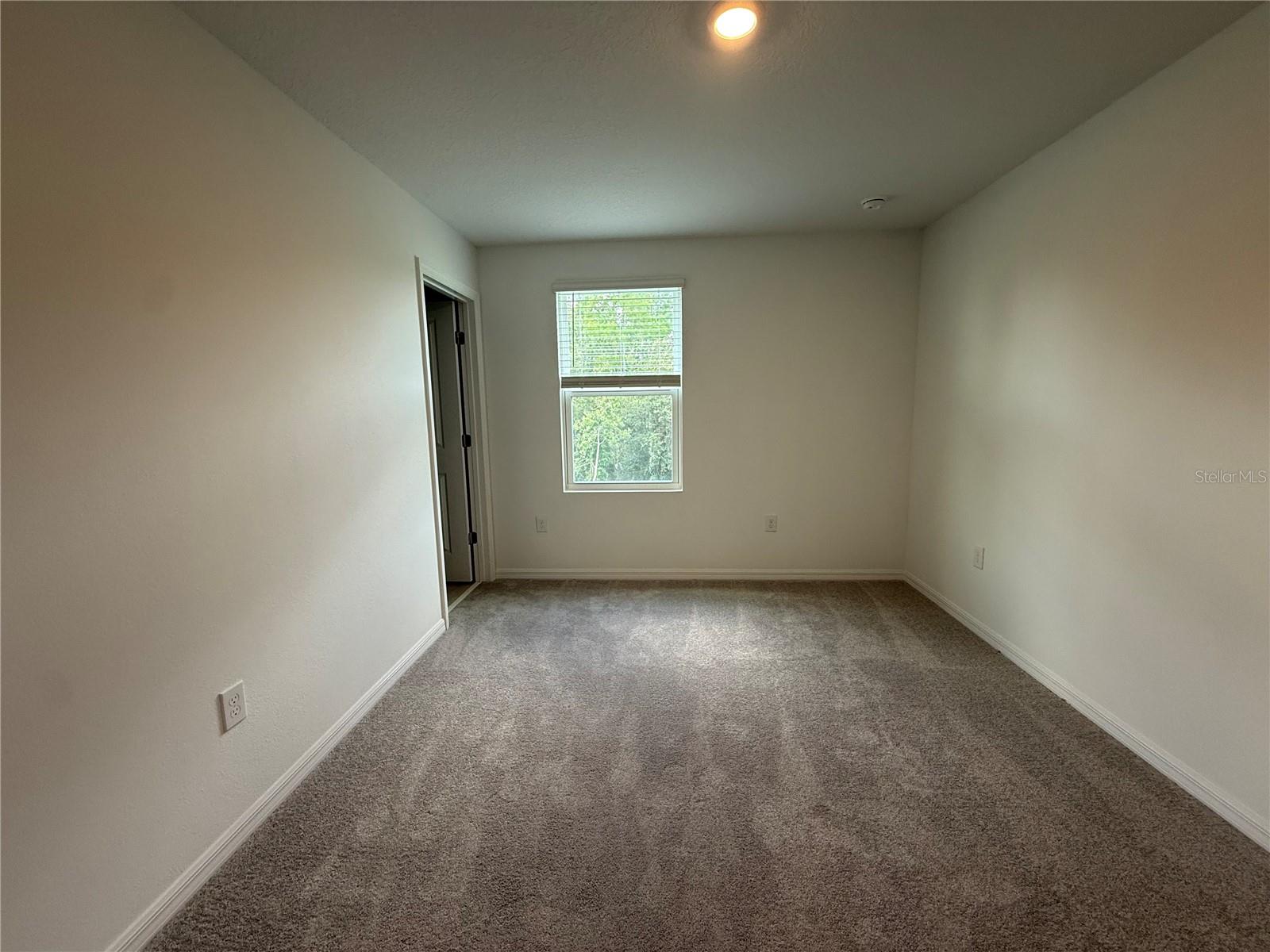 WESTVIEW POD A PHASE 3 PB 206 PGS 24-27 LOT 496 - Residential Lease