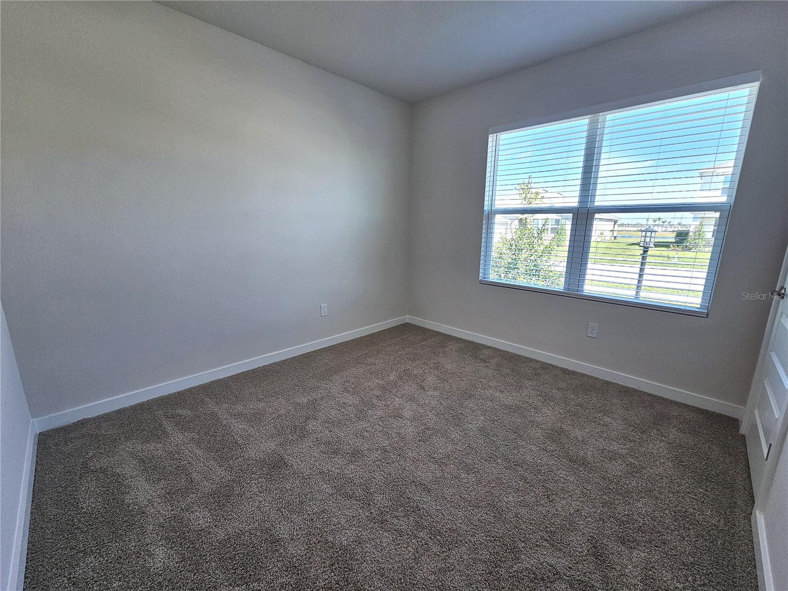 STAR FARMS OF LAKEWOOD RANCH - Residential Lease