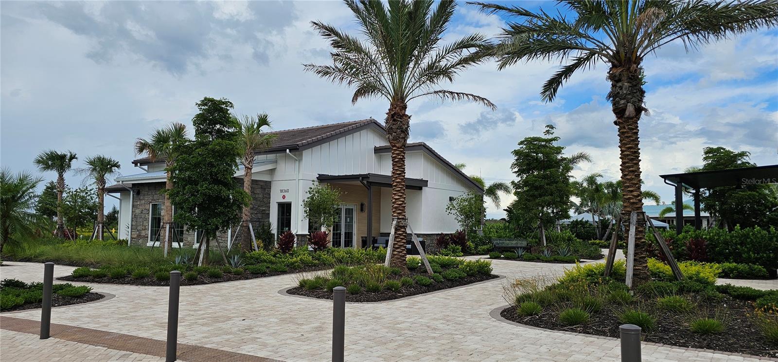 STAR FARMS OF LAKEWOOD RANCH - Residential Lease