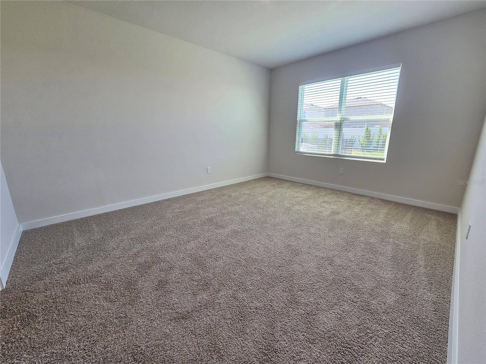 STAR FARMS OF LAKEWOOD RANCH - Residential Lease