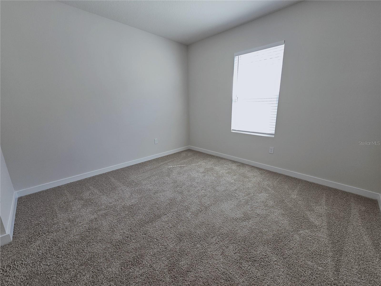 STAR FARMS OF LAKEWOOD RANCH - Residential Lease