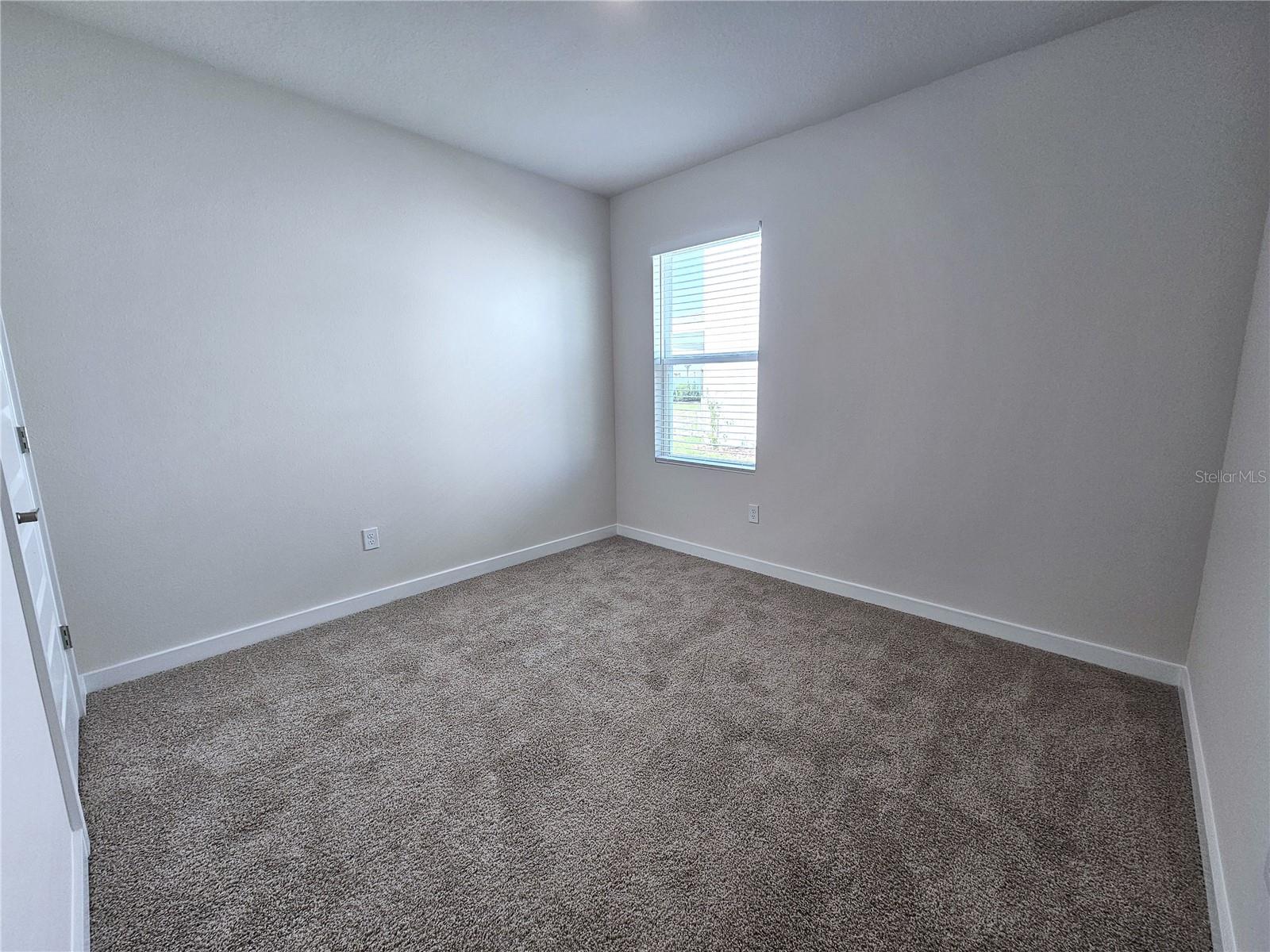 STAR FARMS OF LAKEWOOD RANCH - Residential Lease