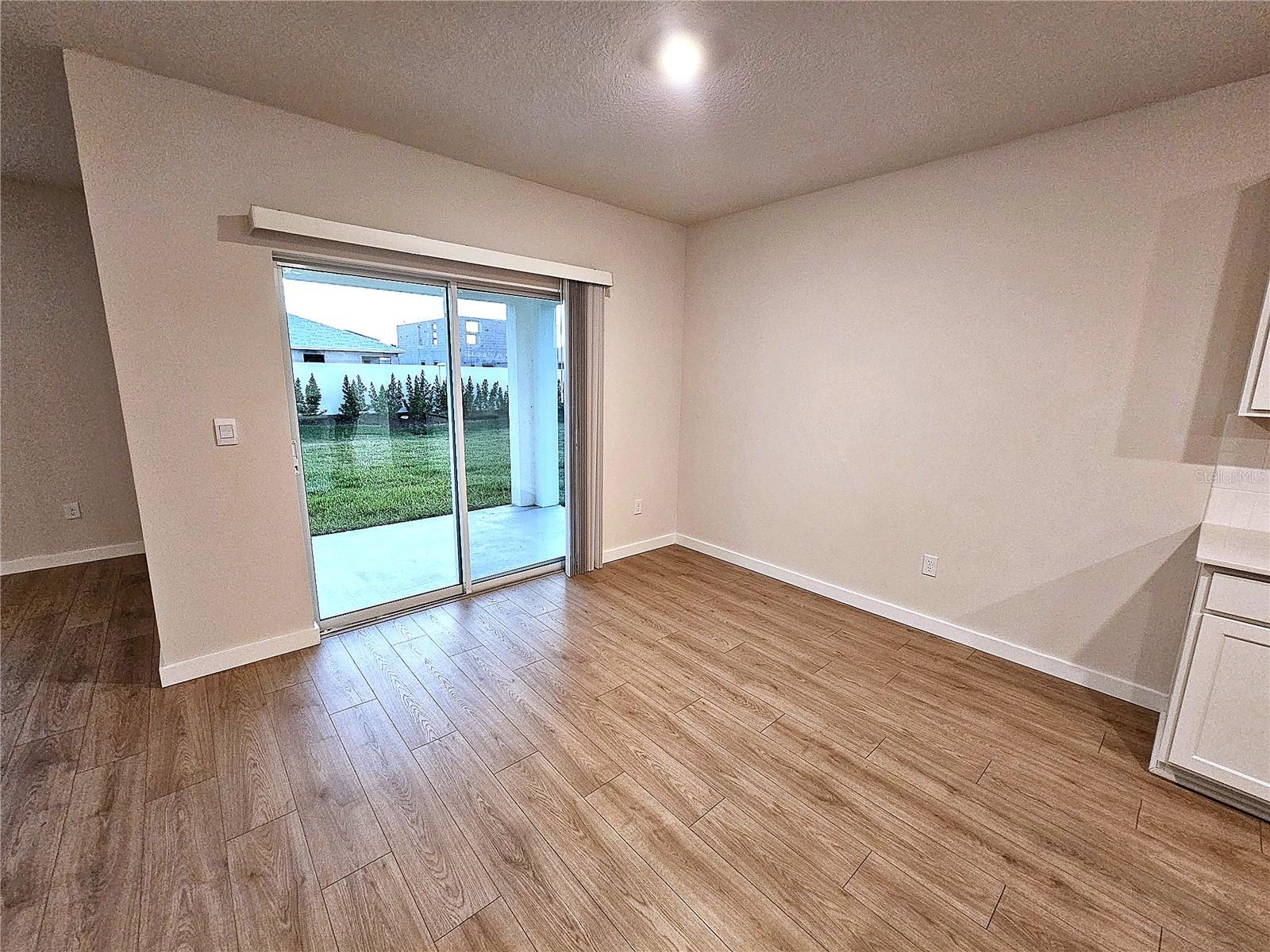 STAR FARMS OF LAKEWOOD RANCH - Residential Lease