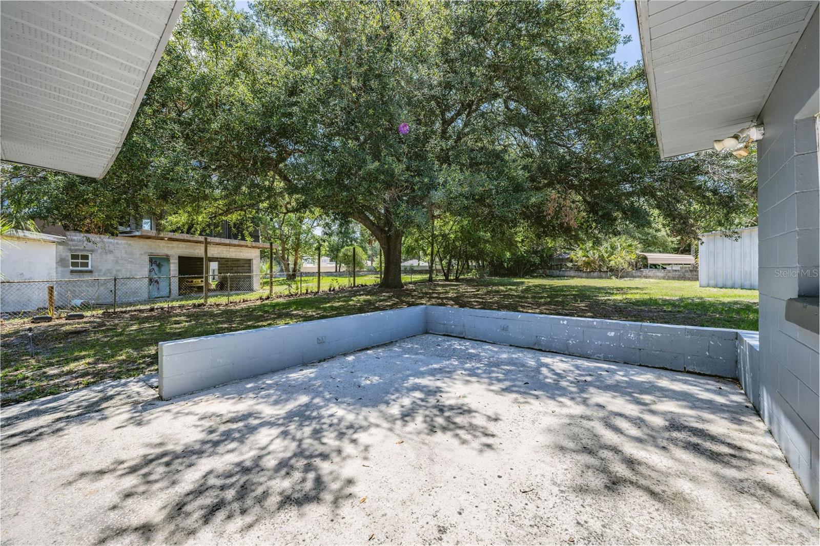 SUNLAND ESTATES - Residential