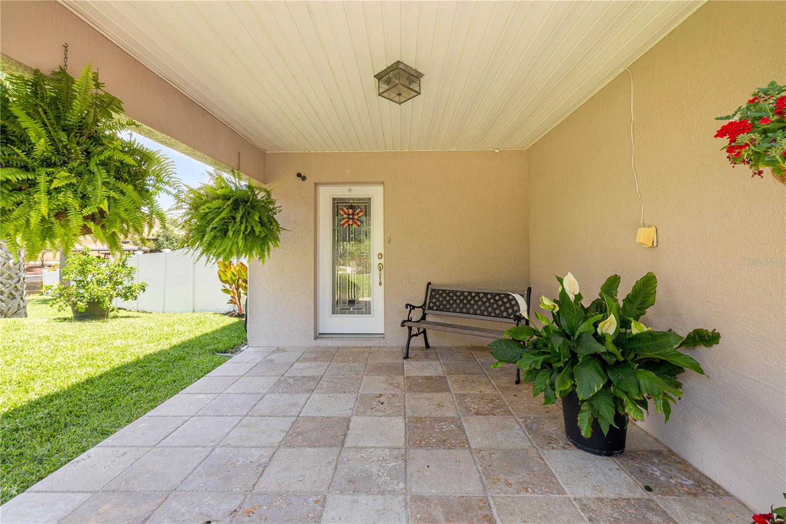 3817 N CALUSA POINT