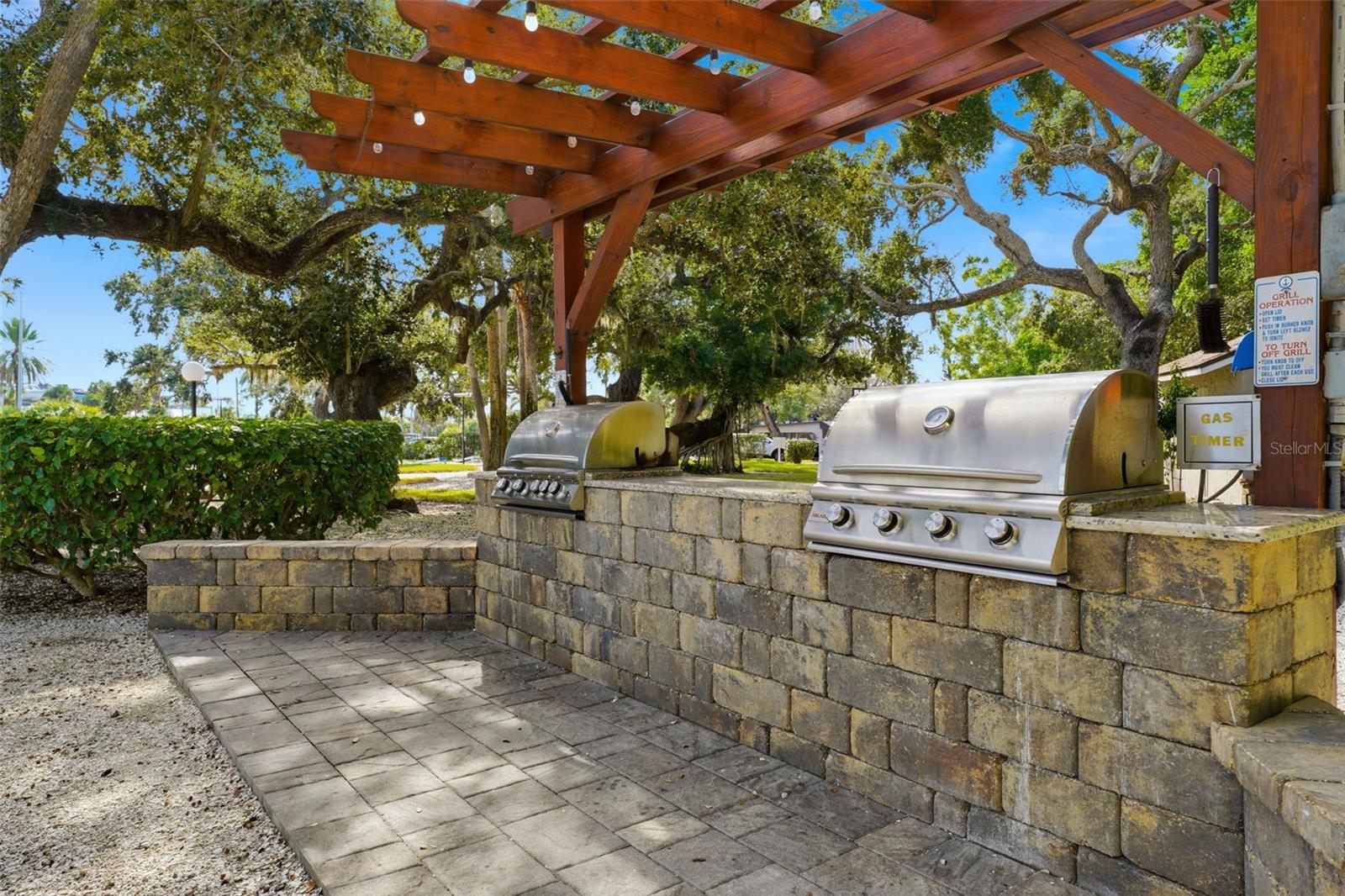 ANCHORAGE - Residential