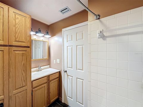 Tiny photo for 975 SE 170th Street, Summerfield, FL 34491 (MLS # G5109667)